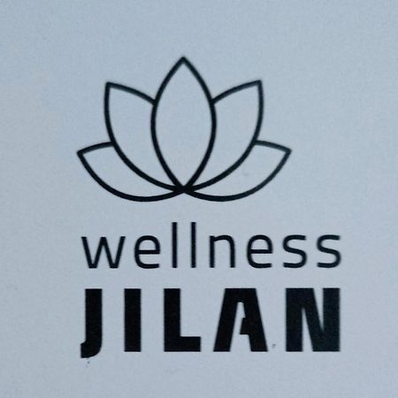 Penzion A Wellness - Jilan, Naves Svobody 39, ออลอโมตซ์ ภายนอก รูปภาพ
